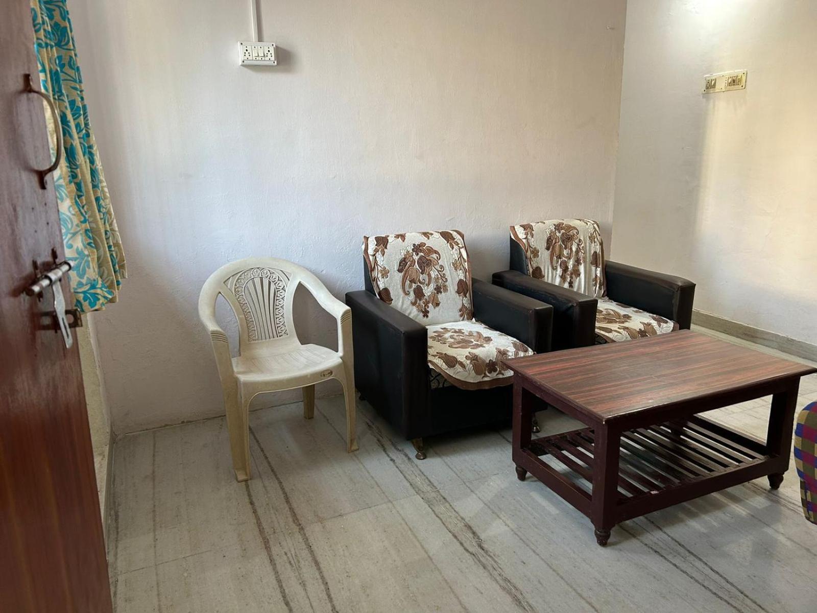 Vasavi Nivas Otel Tirupati Dış mekan fotoğraf